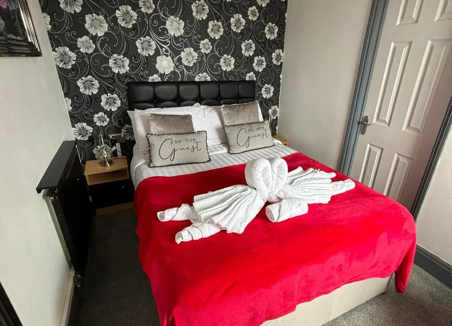 בלקפול Kings Boutique Hotel